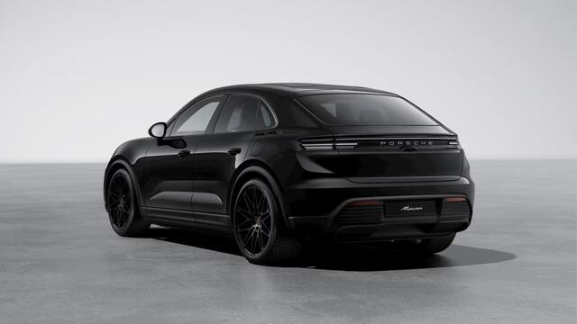 Porsche MACAN 4