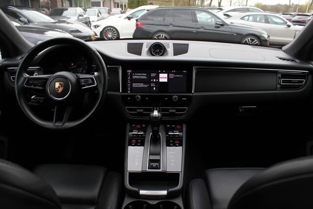 Porsche MACAN 2.0 / Panoramadak / Camera / Luxe Leder / 21'' / Luchtvering / Keyless / Bose / Matrix LED / Stoelventilatie+Verwarming / Stuurverwarming / Dodehoek / DAB / ACC