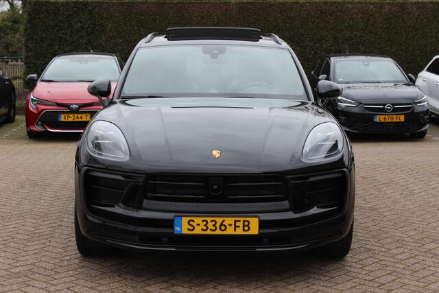 Porsche MACAN 2.0 / Panoramadak / Camera / Luxe Leder / 21'' / Luchtvering / Keyless / Bose / Matrix LED / Stoelventilatie+Verwarming / Stuurverwarming / Dodehoek / DAB / ACC