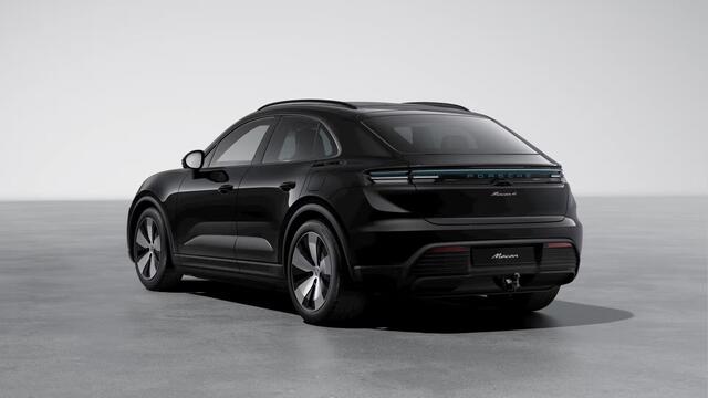 Porsche MACAN 4