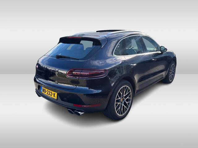 Porsche MACAN 2.0 / 1e Eign. / Trekhaak / Panoramadak / Camera / Luchtvering / Leder / 20'' / Dodehoek / DAB / Stoelverwarming / Cruise Control