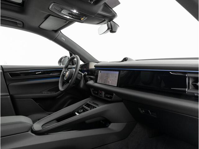 Porsche MACAN 4