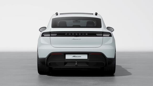 Porsche MACAN 4