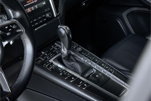 Porsche MACAN 2.0 18stoel-Trekhaak-21 inch-Pano