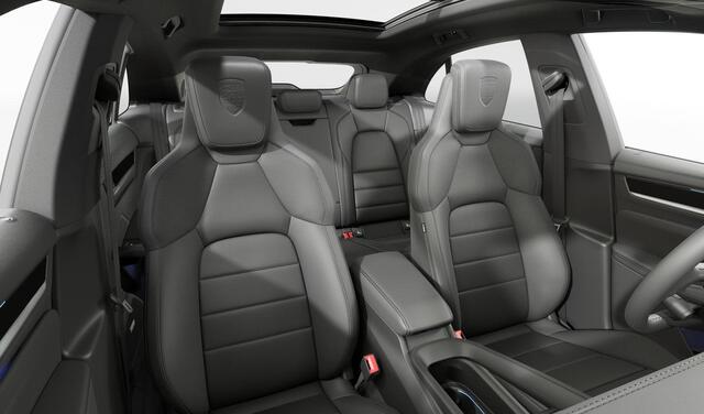 Porsche MACAN 4