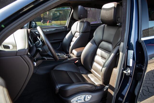 Porsche MACAN 2.9 Turbo , Keramisch, Sport Chrono, 18-voudig, Pano, Burmester