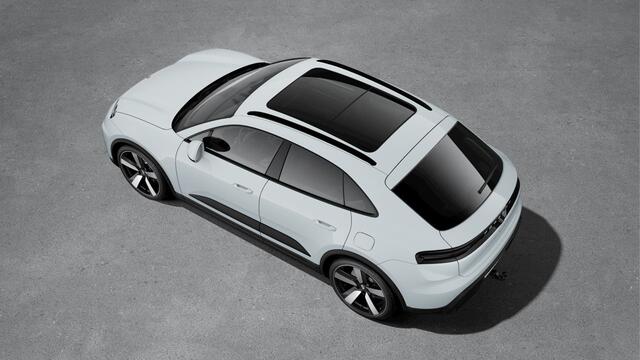 Porsche MACAN 4