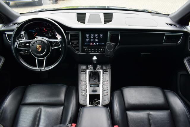 Porsche MACAN 2.0 | Consignatie Auto | Luchtvering | Sport Uitlaat | Panorama | Trekhaak |
