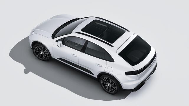 Porsche MACAN 4