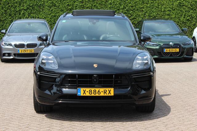 Porsche MACAN 2.9 Turbo / Panoramadak / 360Camera / Adaptieve Stoelen / Luchtvering / Matrix LED / Sportuitlaat / 21'' / Sportchrono / Dodehoek / CarPlay / Stoel+Stuurverwarming / Dodehoek / DAB / ACC
