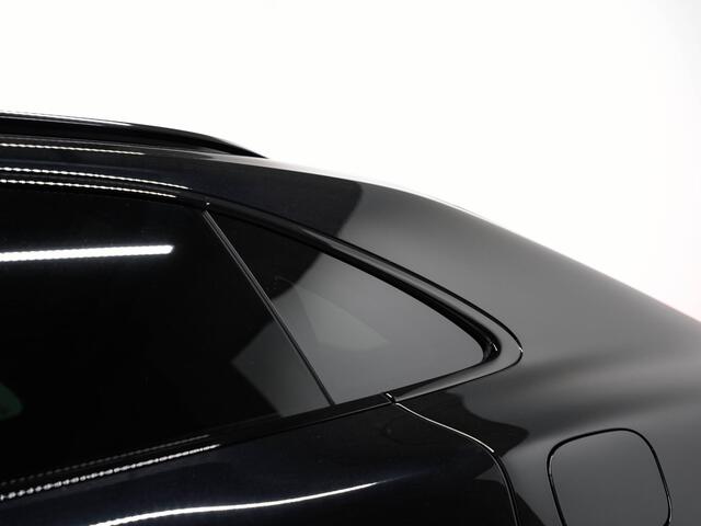 Porsche MACAN 4