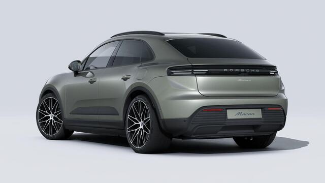 Porsche MACAN 4