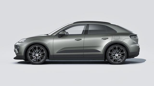 Porsche MACAN 4