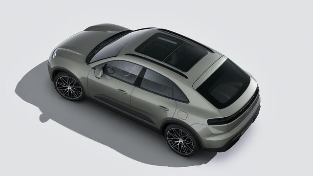 Porsche MACAN 4