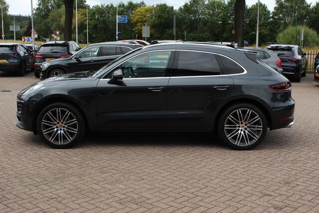 Porsche MACAN 2.0 / Panoramadak / Camera / Luchtvering / Sportchrono / Bose / 21'' / Leder / Navigatie / Comfortstoelen / DAB / Stoelverwarming / Cruise Control