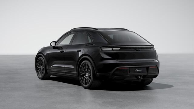 Porsche MACAN 4