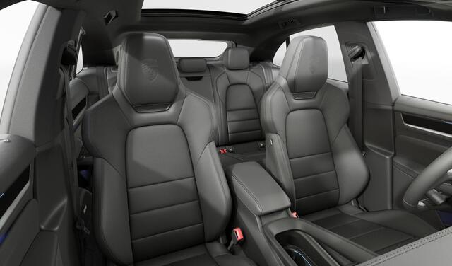 Porsche MACAN 4