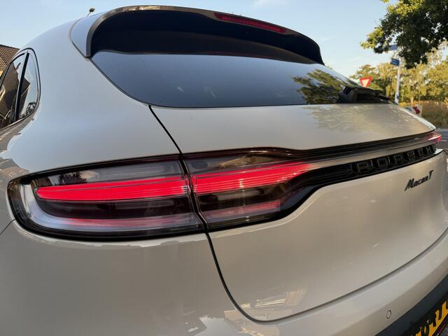 Porsche MACAN 2.0 T 265pk, Luchtvering | Sport Chrono | Stoelen pack