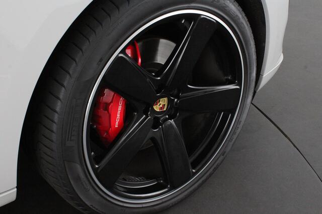 Porsche MACAN 2.9 GTS > Pano.schuif/Sport-chrono/Luchtvering/21inch