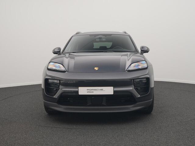 Porsche MACAN 4