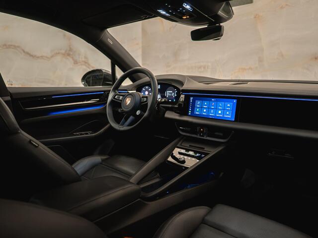 Porsche MACAN 4 , pano, luchtv., InnoDrive, HUD, Surround View, privacy
