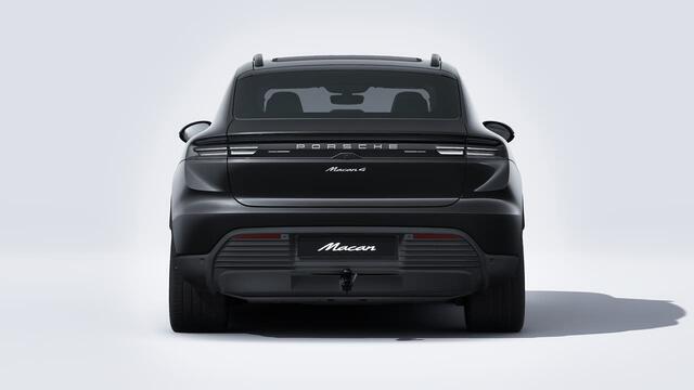 Porsche MACAN 4
