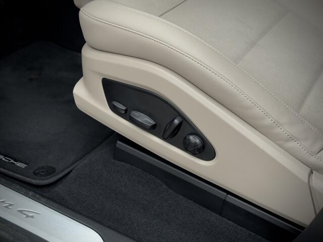 Porsche MACAN 4 100kWh | Pano | Luchtvering | PDLS | Sport Chrono | Bose | 22 inch | NL Auto |
