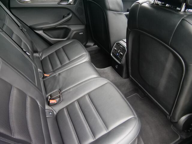 Porsche MACAN 2.9 Turbo 441 Pk Automaat Navi / DAB / Leer / Luchtvering / Pano-dak / Apple Carplay