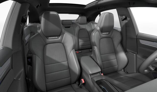 Porsche MACAN 4