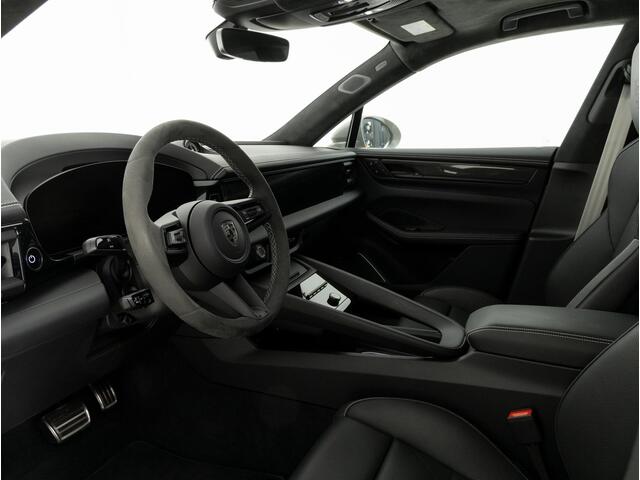 Porsche MACAN Turbo