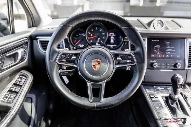 Porsche MACAN NL AUTO 2018 2.0
