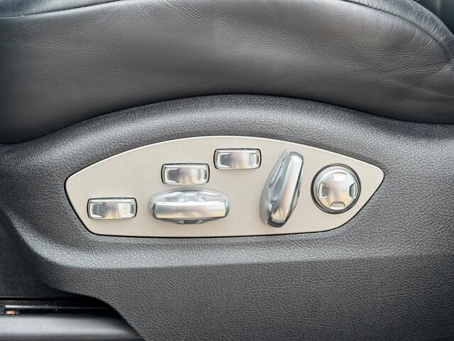 Porsche MACAN 2.0 | Panoramadak | Sportchrono | Memory Seats | Elektrische Stoelen 18 Weg Verstelbaar | Apple Carplay | PDLS LED | Luchtvering | Camera | Leer | Navigatie | Dodehoekdetectie | Cruise Control |