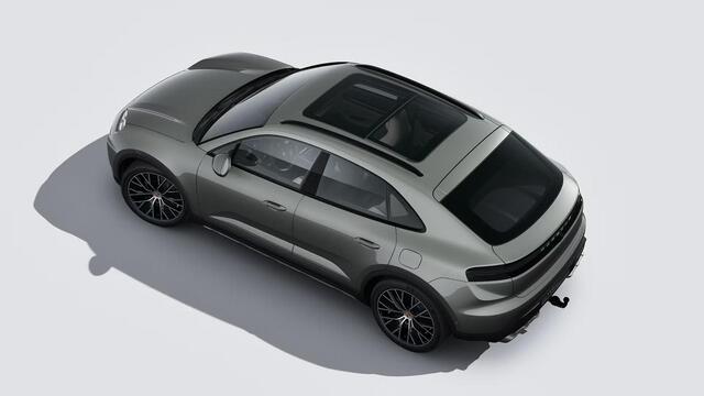 Porsche MACAN 4