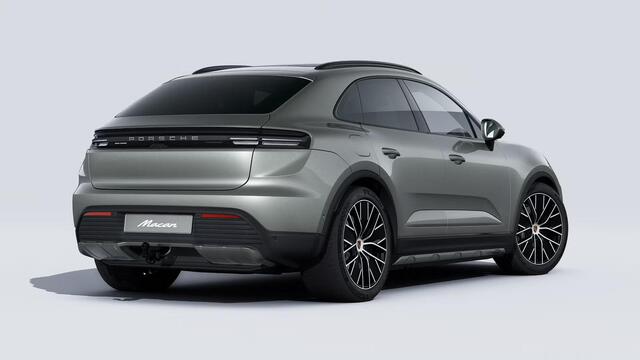 Porsche MACAN 4
