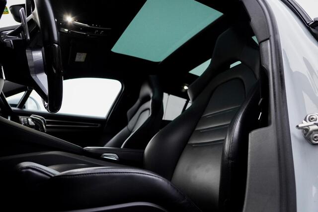 Porsche PANAMERA Sport Turismo 2.9 4S / Sportdesign / Pano / Stoelklima / Bose / 21''