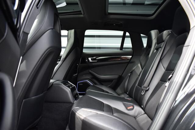 Porsche PANAMERA Sport Turismo 2.9 4 E-Hybrid Sport Design | Panoramadak | ACC | Bose | Sportuitlaat | 21'' Velgen | Head-Up |