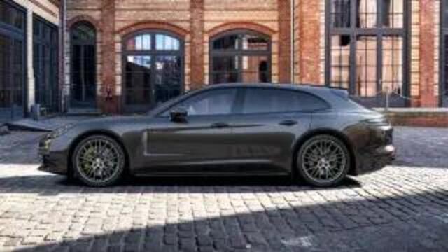 Porsche PANAMERA 4 E-Hybrid Sport Turismo Platinum Edition