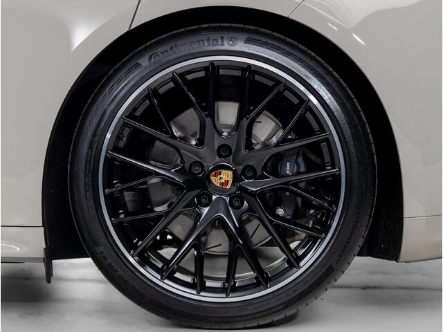 Porsche PANAMERA 4 E-Hybrid Sport Turismo Platinum Edition