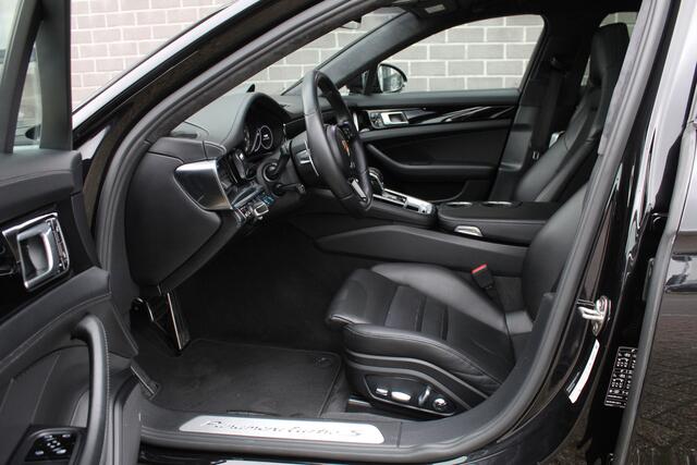 Porsche PANAMERA Sport Turismo 4.0 Turbo S E-Hybrid 680 PK / Chrono / Panoramadak