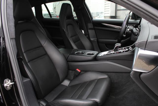 Porsche PANAMERA Sport Turismo 4.0 Turbo S E-Hybrid 680 PK / Chrono / Panoramadak