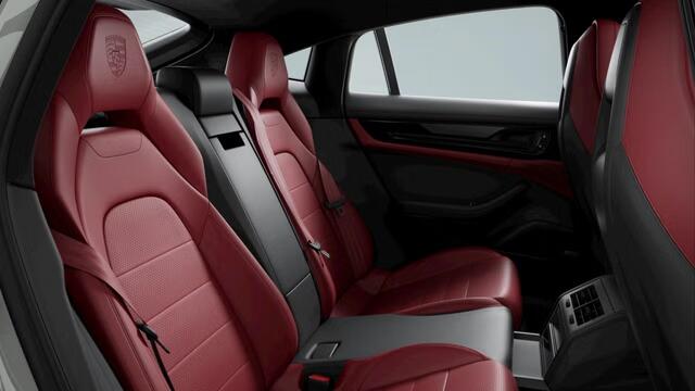 Porsche PANAMERA 4 E-Hybrid