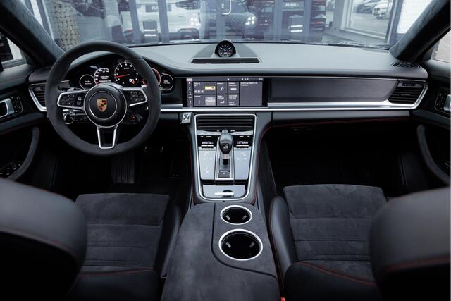Porsche PANAMERA Sport Turismo 4.0 GTS Akrapovic Pano - Luchtvering - Achterasbesturing
