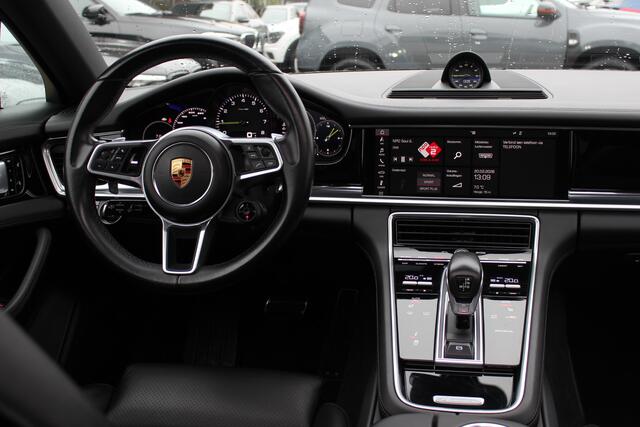 Porsche PANAMERA Sport Turismo 2.9 4 E-Hybrid / Panoramadak / Camera / Luchtvering / Sportuitlaat / Bose / 21'' / Softclose / Sportdesign&Chrono / Stoelverwarming 4x / Stuurverwarming / DAB / Dodehoek / Cruise Control