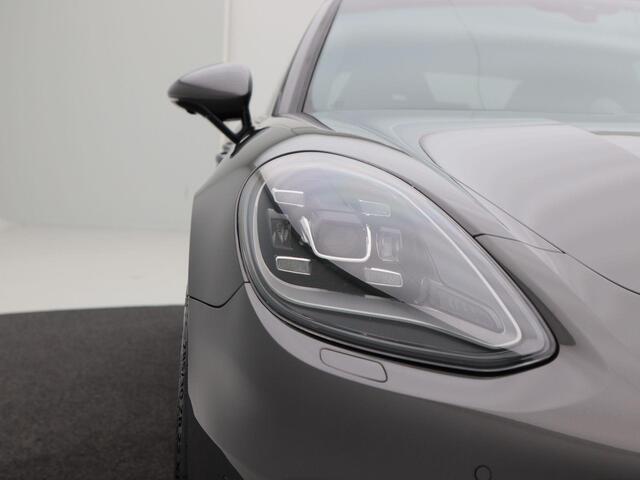 Porsche PANAMERA Sport Turismo 2.9 4 E-Hybrid 463 Pk Automaat | 360° Camera | Matrix LED | Bose Audio| Panoramadak | Trekhaak | Adaptive Cruise | Stoel Verwarming | Virtual Cockpit || 22 Inch | 115.071 Km