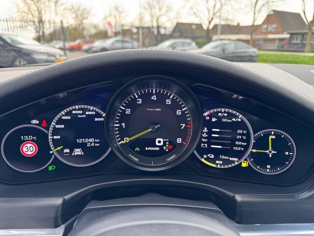 Porsche PANAMERA 2.9 4 E-HYBRID Sportchrono PDLS Sportuitlaat Softclose Luchtvering Bose etc.