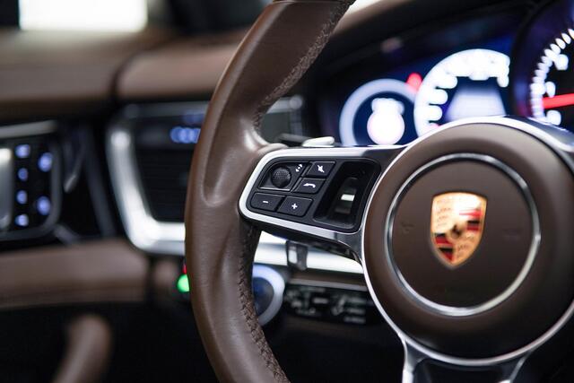 Porsche PANAMERA Sport Turismo 4.0 Turbo | Panoramadak | Sport Design |