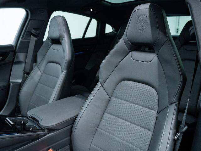 Porsche PANAMERA 4 E-Hybrid