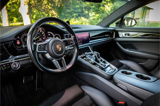 Porsche PANAMERA Sport Turismo 2.9 4 E-Hybrid 10 Years Edition Krijt Stoelventilatie 21" Achterasbesturing Soft Close Panorama