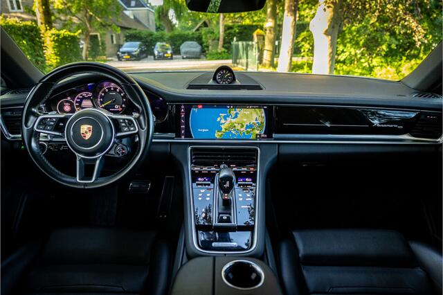 Porsche PANAMERA Sport Turismo 2.9 4 E-Hybrid 10 Years Edition Krijt Stoelventilatie 21" Achterasbesturing Soft Close Panorama