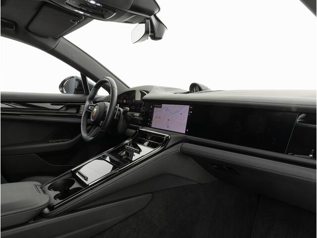 Porsche PANAMERA 4